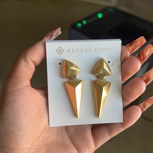 NWT Kendra Scott Vivian Statement Earrings in Vintage Gold